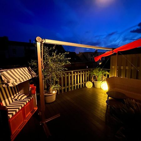 יינה Apartment Napoleon, Naehe Zentrum, 2 Schlafzimmer, Grosser Balkon, Free Wifi ,Parken מראה חיצוני תמונה