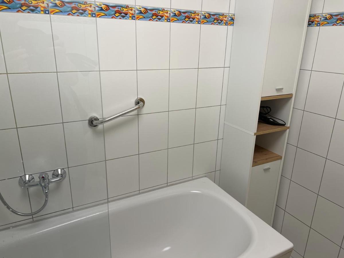 יינה Apartment Napoleon, Naehe Zentrum, 2 Schlafzimmer, Grosser Balkon, Free Wifi ,Parken מראה חיצוני תמונה