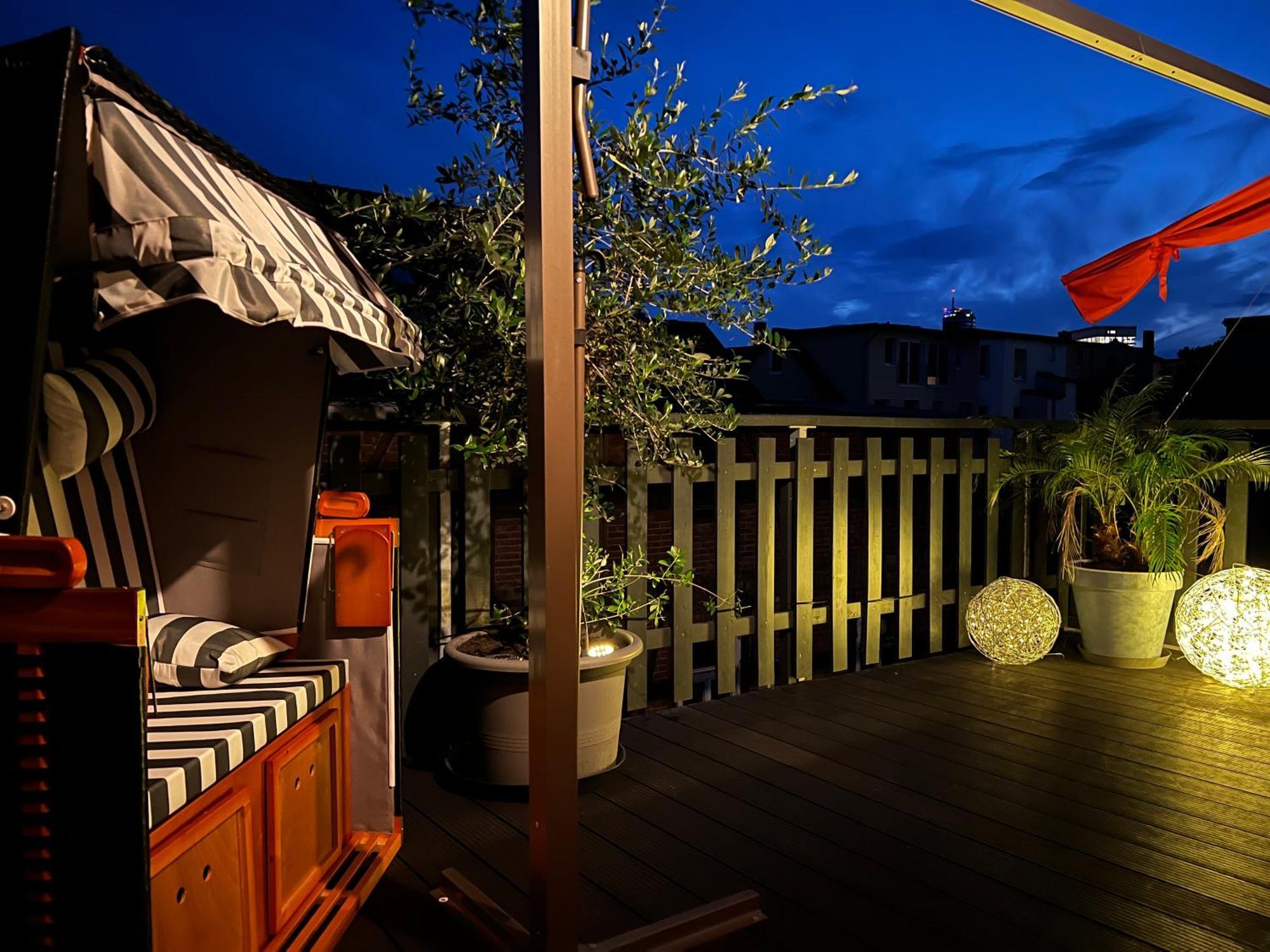 יינה Apartment Napoleon, Naehe Zentrum, 2 Schlafzimmer, Grosser Balkon, Free Wifi ,Parken מראה חיצוני תמונה